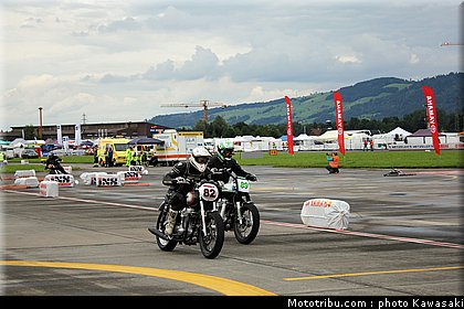 kawasaki_coupe_w800_gentlemen_2011_008.jpg
