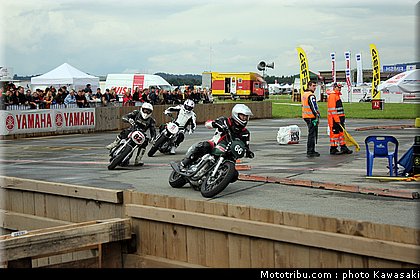 kawasaki_coupe_w800_gentlemen_2011_010.jpg