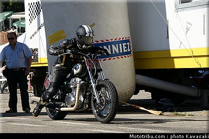 kawasaki_coupe_w800_gentlemen_2011_023.jpg