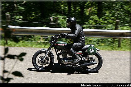 kawasaki_coupe_w800_gentlemen_2011_031.jpg
