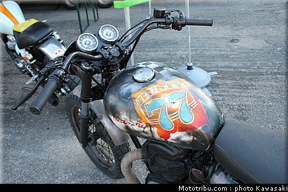 kawasaki_coupe_w800_gentlemen_2011_041.jpg