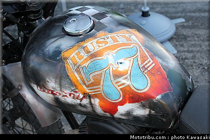 kawasaki_coupe_w800_gentlemen_2011_042.jpg