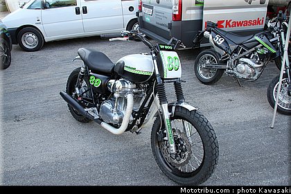 kawasaki_coupe_w800_gentlemen_2011_045.jpg