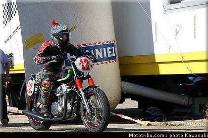 kawasaki_coupe_w800_gentlemen_2011_049.jpg