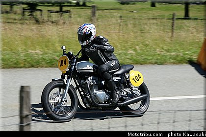 kawasaki_coupe_w800_gentlemen_2011_065.jpg