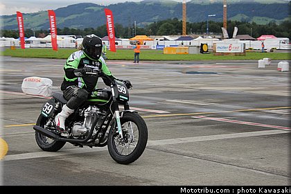 kawasaki_coupe_w800_gentlemen_2011_070.jpg