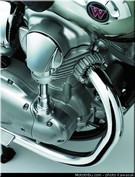 kawasaki_2012_w800_014