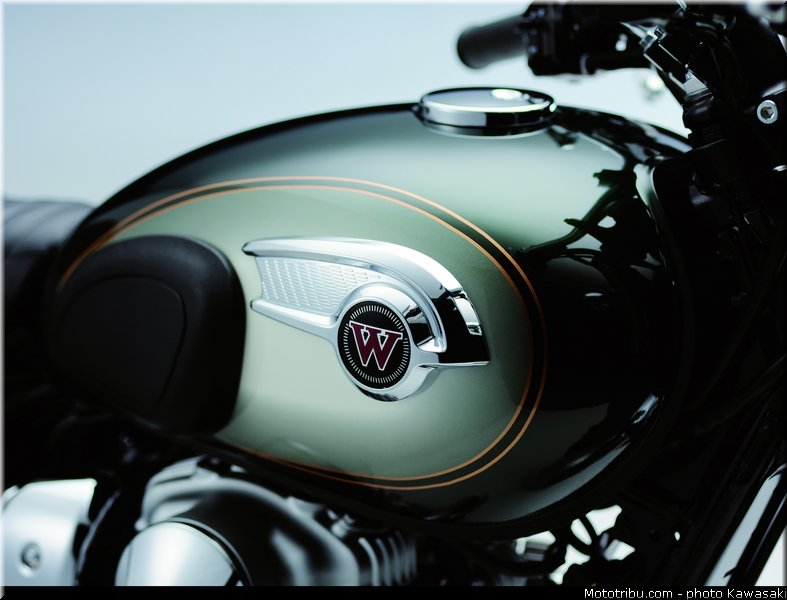 kawasaki_2012_w800_020