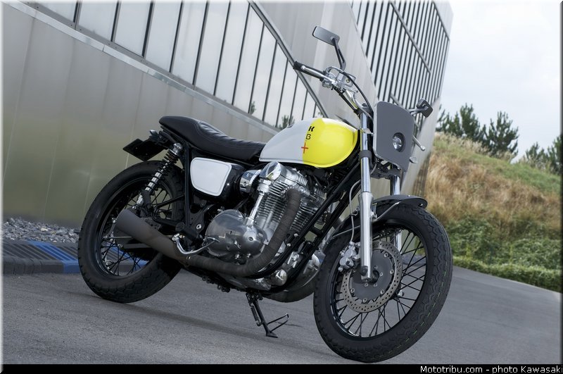 kawasaki_2012_w800_starck_04