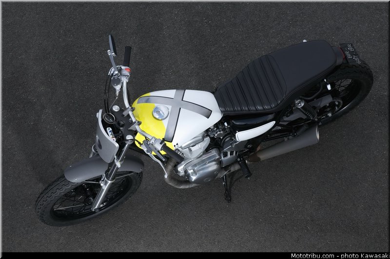 kawasaki_2012_w800_starck_05