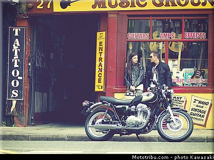 kawasaki_2012_w800_001.jpg