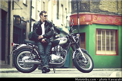 kawasaki_2012_w800_003.jpg