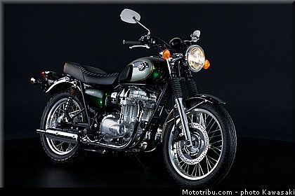kawasaki_2012_w800_005.jpg