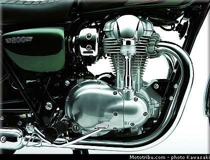 kawasaki_2012_w800_012.jpg