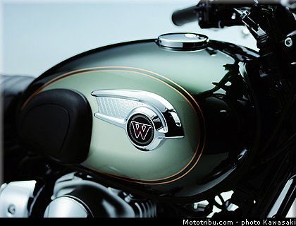 kawasaki_2012_w800_020.jpg