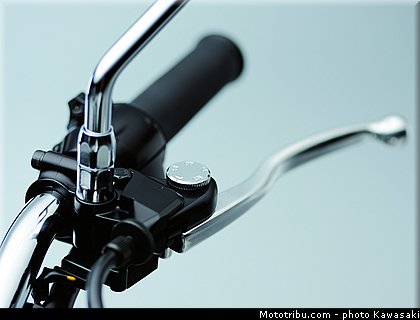 kawasaki_2012_w800_023.jpg