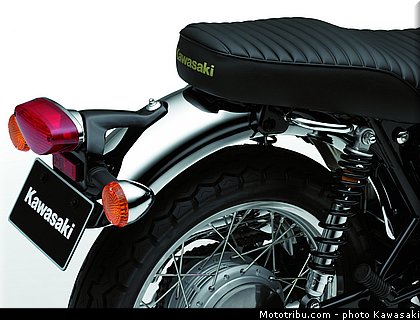 kawasaki_2012_w800_032.jpg