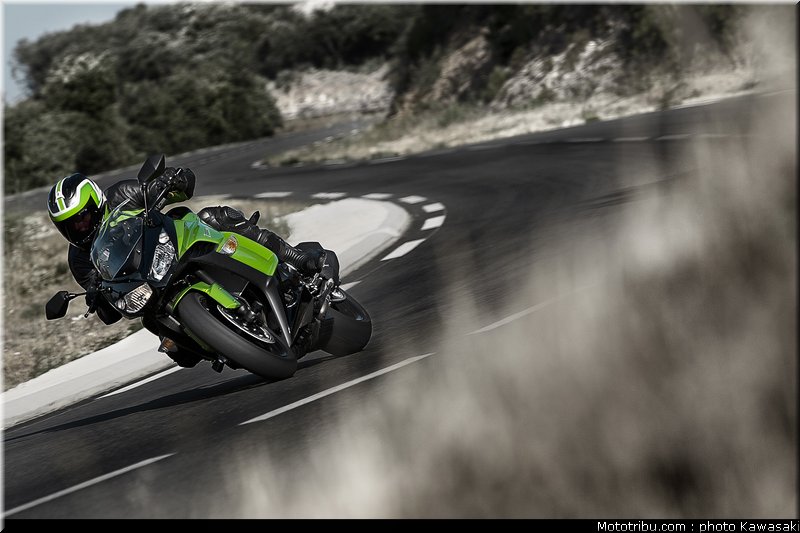 kawasaki_z1000sx_2011_003