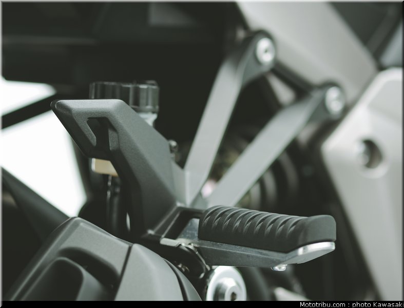 kawasaki_z1000sx_2011_021