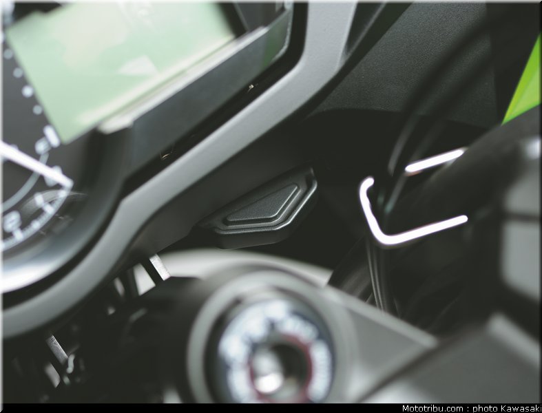 kawasaki_z1000sx_2011_025
