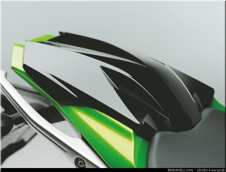kawasaki_z1000sx_2011_030