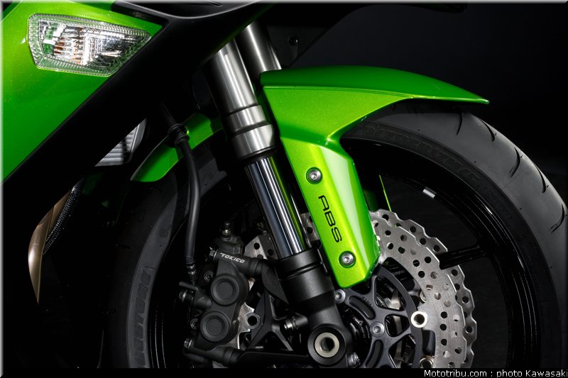 kawasaki_z1000sx_2011_033