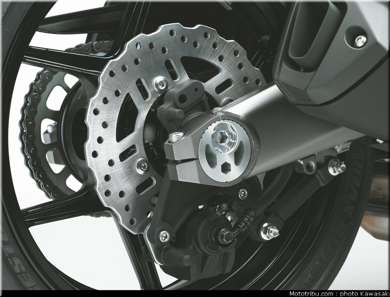 kawasaki_z1000sx_2011_050