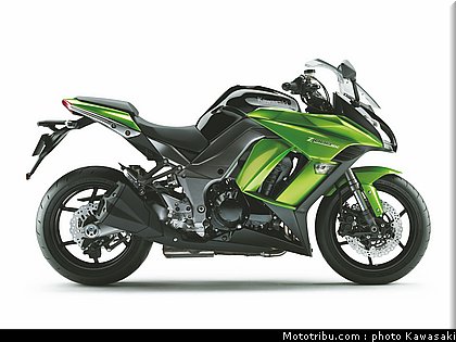 kawasaki_z1000sx_2011_011.jpg