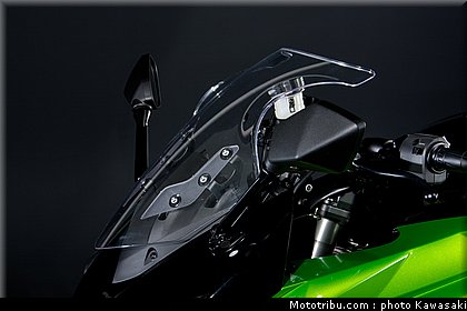 kawasaki_z1000sx_2011_039.jpg