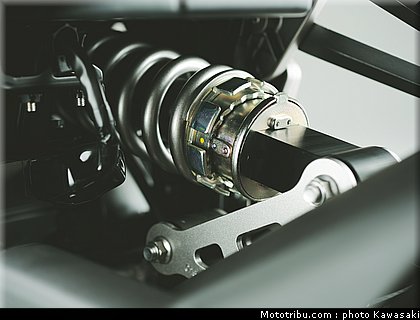 kawasaki_z1000sx_2011_048.jpg