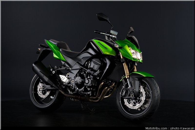 kawasaki_2011_z750r_003