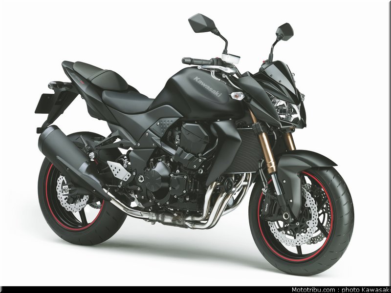 kawasaki_2011_z750r_006