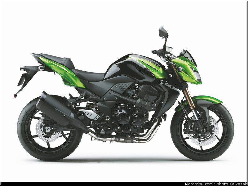 kawasaki_2011_z750r_010