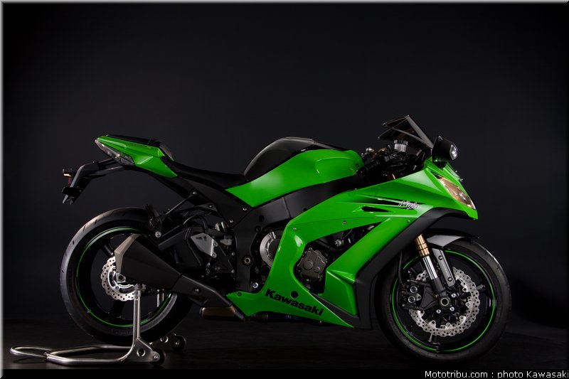 kawasaki_zx10r_2011_0012
