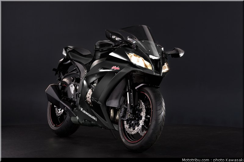 kawasaki_zx10r_2011_0013