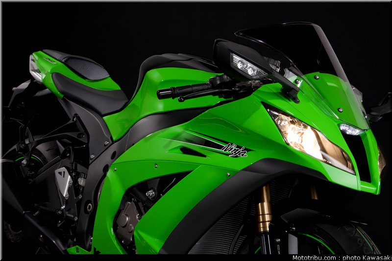 kawasaki_zx10r_2011_0014
