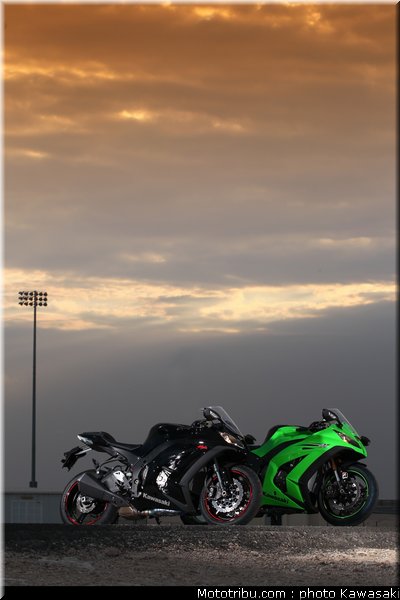 kawasaki_zx10r_2011_0029