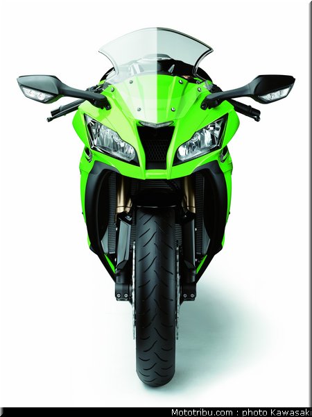 kawasaki_zx10r_2011_0038