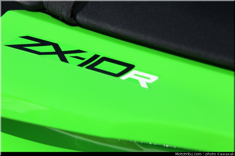kawasaki_zx10r_2011_0046