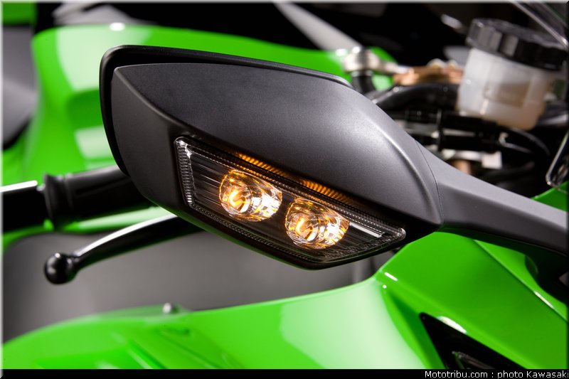 kawasaki_zx10r_2011_0055