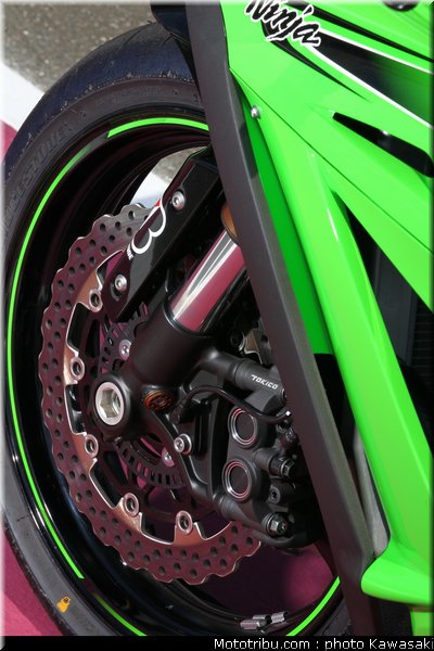 kawasaki_zx10r_2011_0093