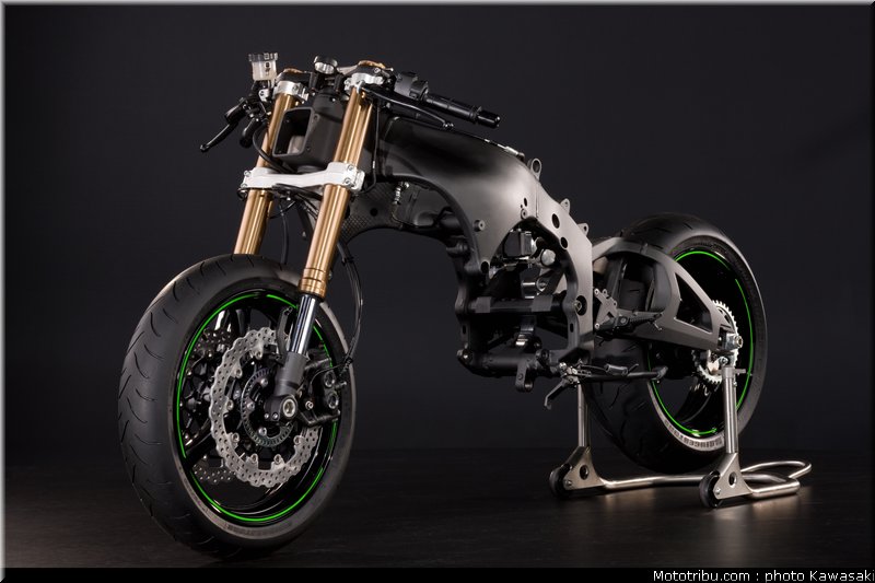 kawasaki_zx10r_2011_0097