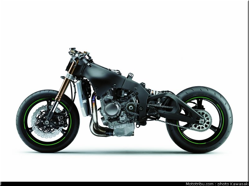 kawasaki_zx10r_2011_0104
