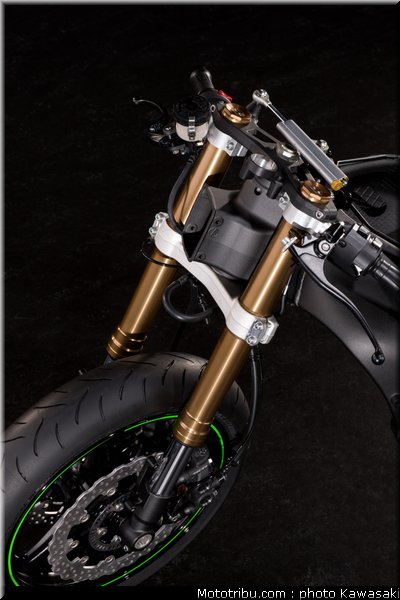 kawasaki_zx10r_2011_0109