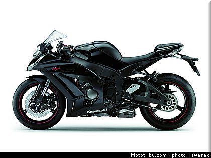 kawasaki_zx10r_2011_0015.jpg