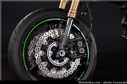 kawasaki_zx10r_2011_0072.jpg