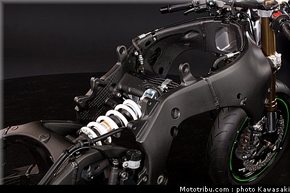 kawasaki_zx10r_2011_0098.jpg