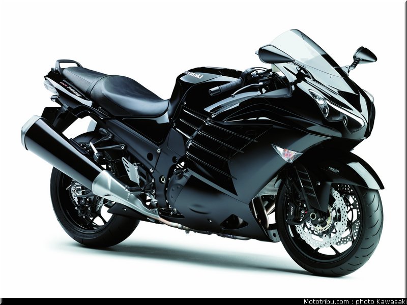 kawasaki_1400_zzr_2012_014