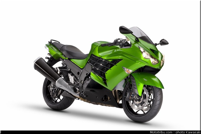 kawasaki_1400_zzr_2012_016