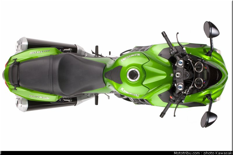 kawasaki_1400_zzr_2012_017